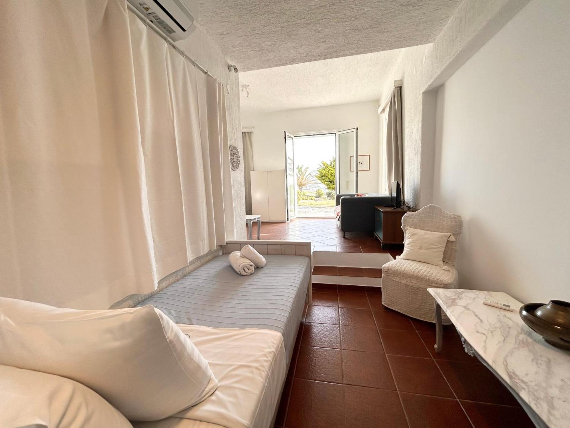 Fos Apartments Mykonos Agios Ioannis Diakoftis Ruang foto