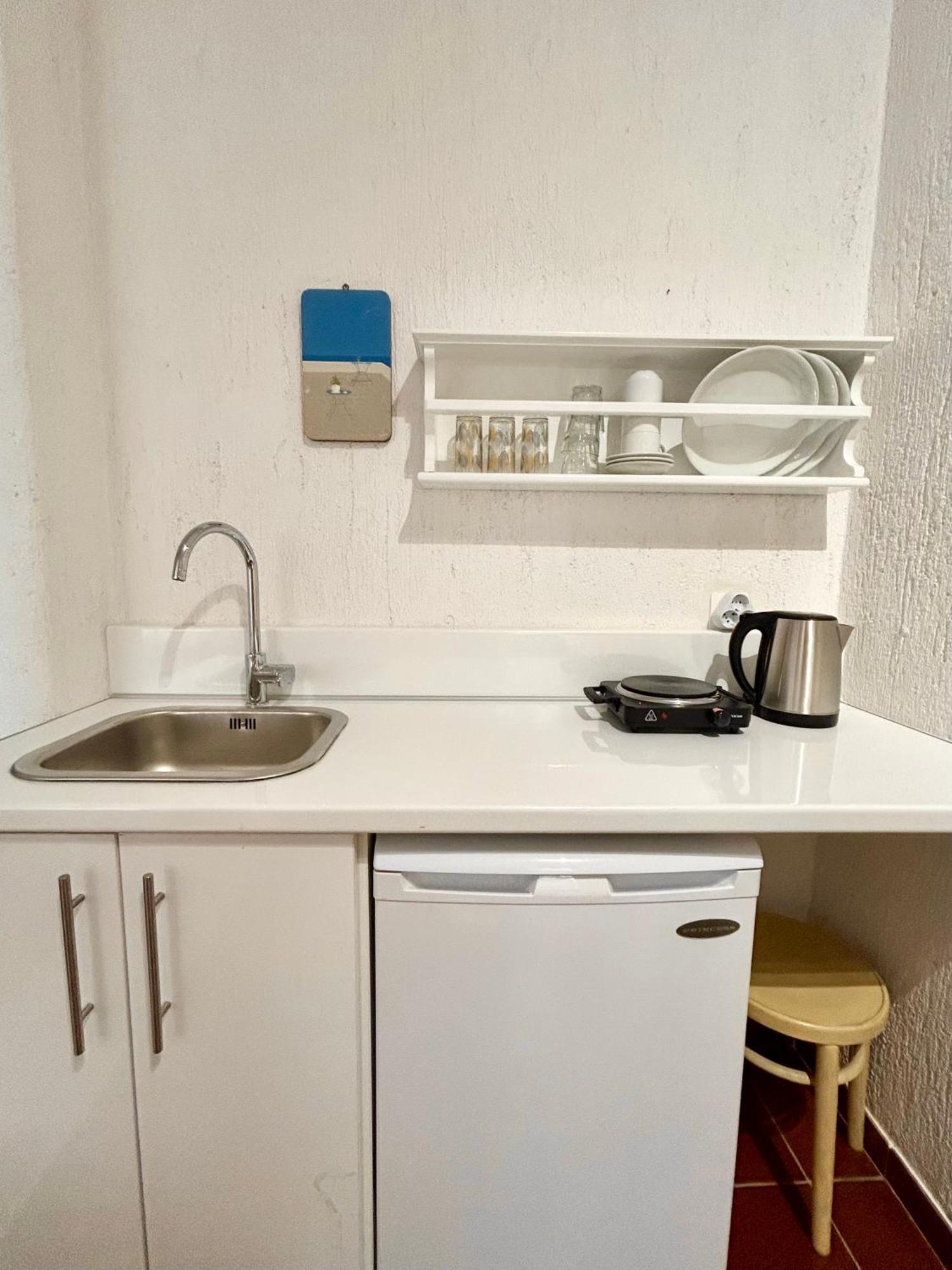 Fos Apartments Mykonos Agios Ioannis Diakoftis Ruang foto